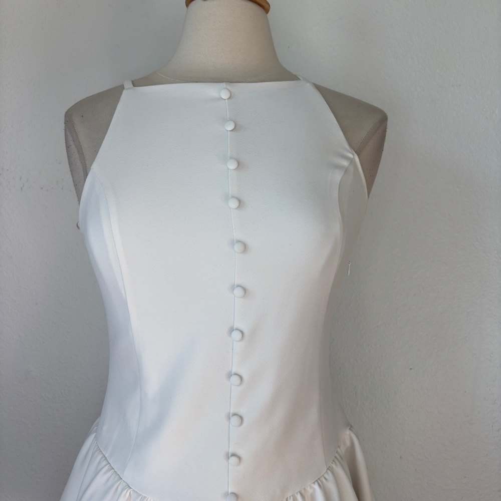 Solid White Drop Waist Sleeveless Button Front Dr… - image 2